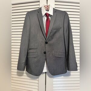 NWT Classic Gray Kids Suit with Red Tie 14SK JACKET/ 12SK PANTS